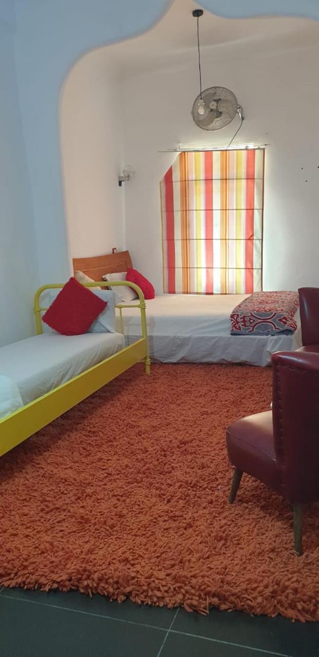 Quarto em Acomodações Particulares Valencia - Private With Bathroom *